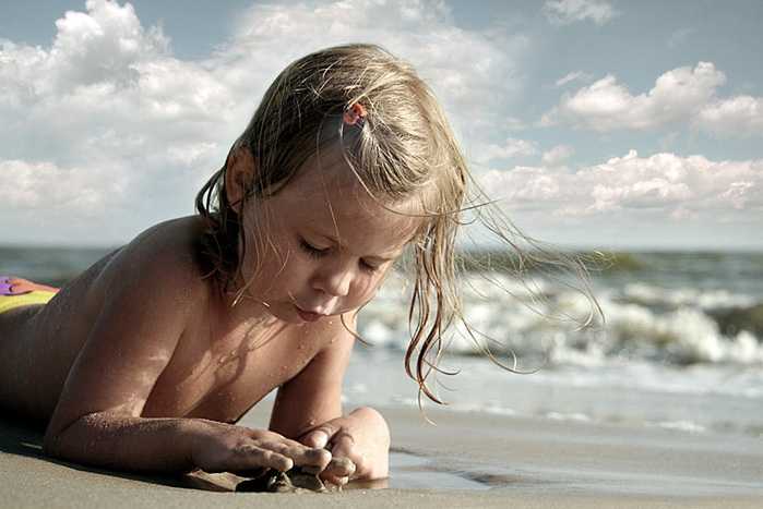 чем занять ребенка на пляже